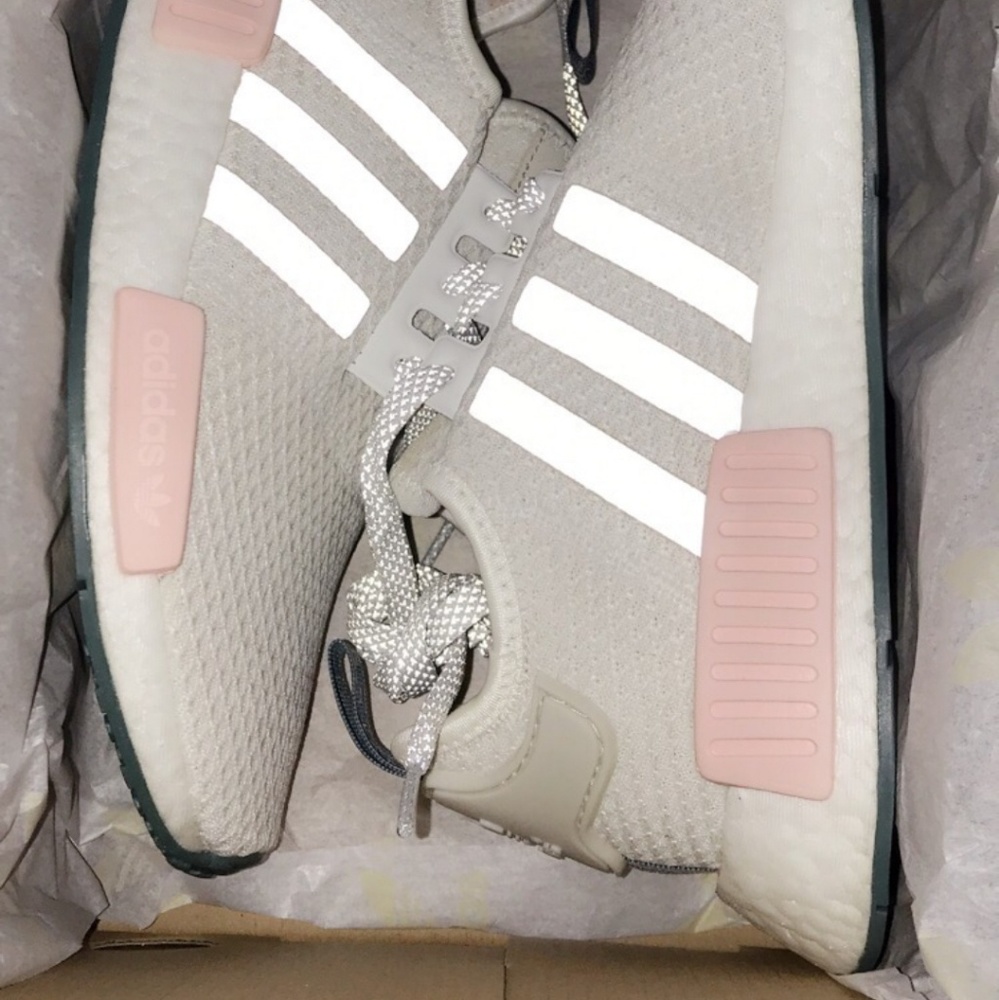 womens adidas shoes
